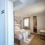 Olea Luxury & فندق مبيت وإفطار 3*
