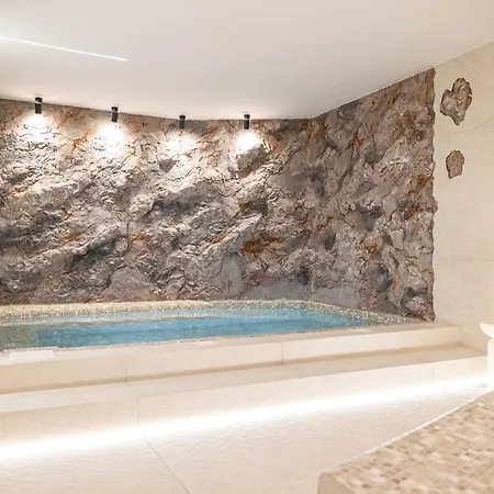 Olea Luxury & Alojamento de Acomodação e Pequeno-almoço Split